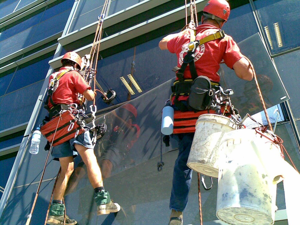 Rope Access Painting Bringing Buildings to Life Abseilers United Sydney